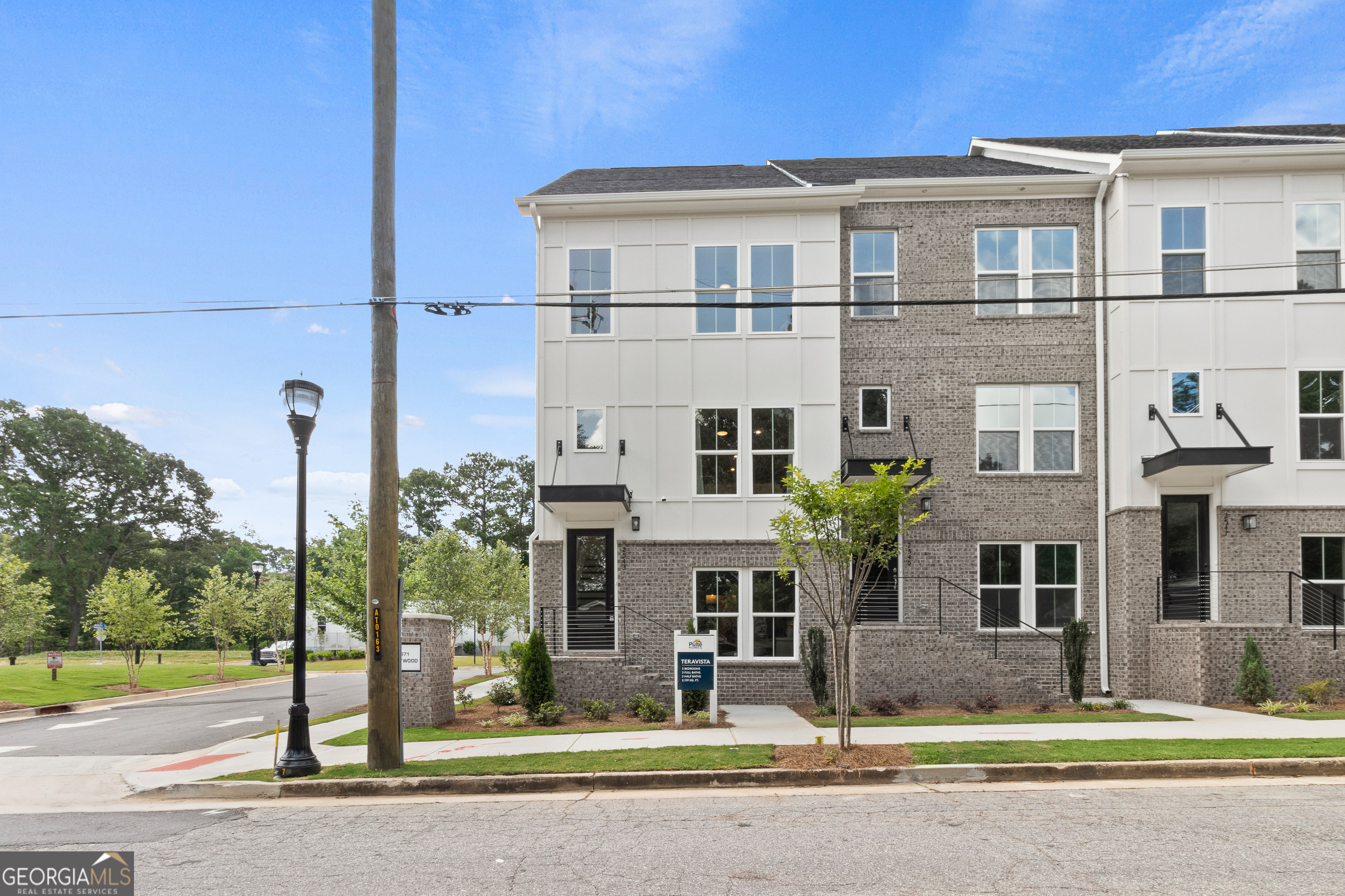 Photo 2 of 37 of 1927 Rogers CT townhome