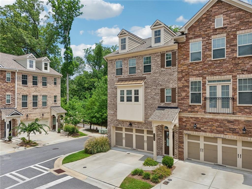 Photo 3 of 48 of 4100 Townsend Lane townhome