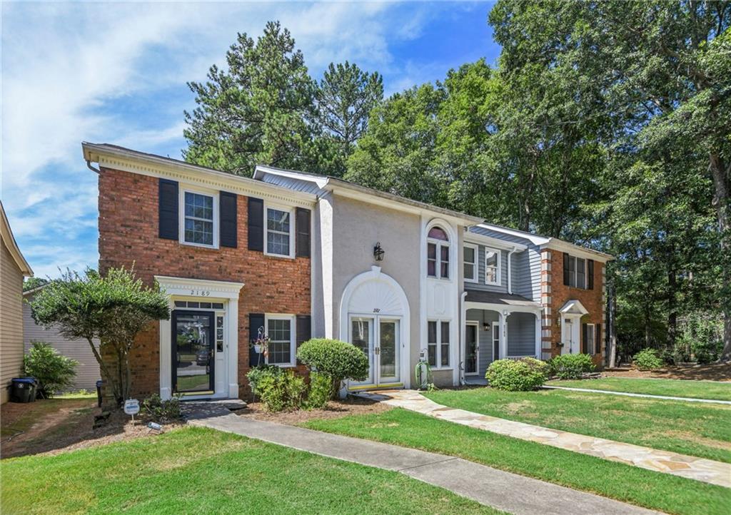 Photo 3 of 26 of 2185 Spring Walk Court townhome