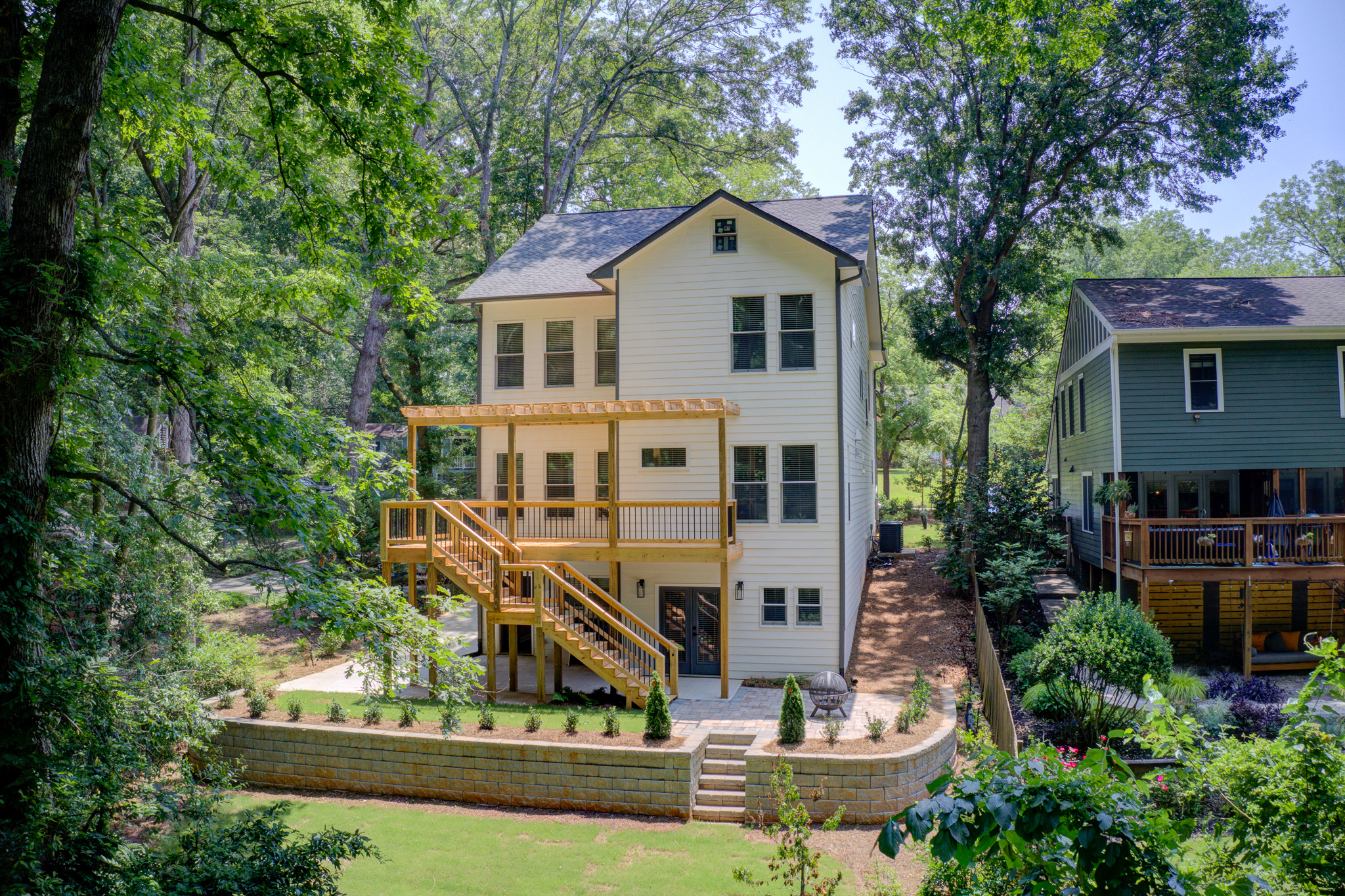 Photo 61 of 67 of 611 Hemlock CIR SE house