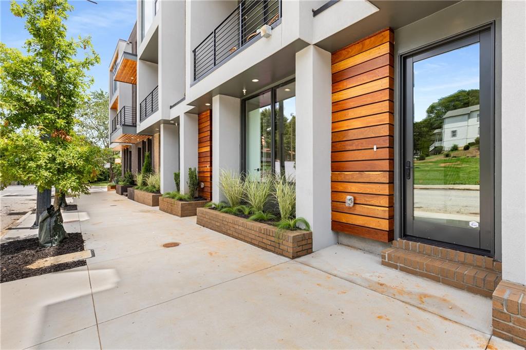 Photo 39 of 43 of 105 Georgia Avenue SE 2 townhome