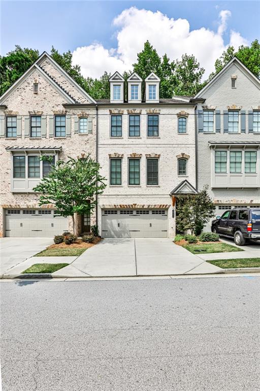 Photo 1 of 31 of 2500 Skyland Drive NE townhome