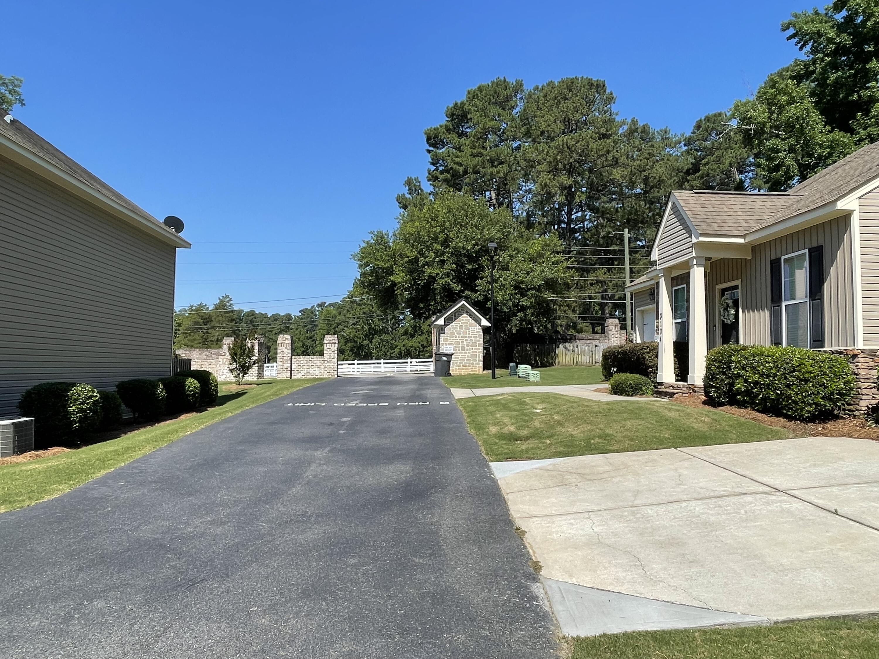 Photo 20 of 21 of 3108 OLDE BROWNSTONE Court townhome