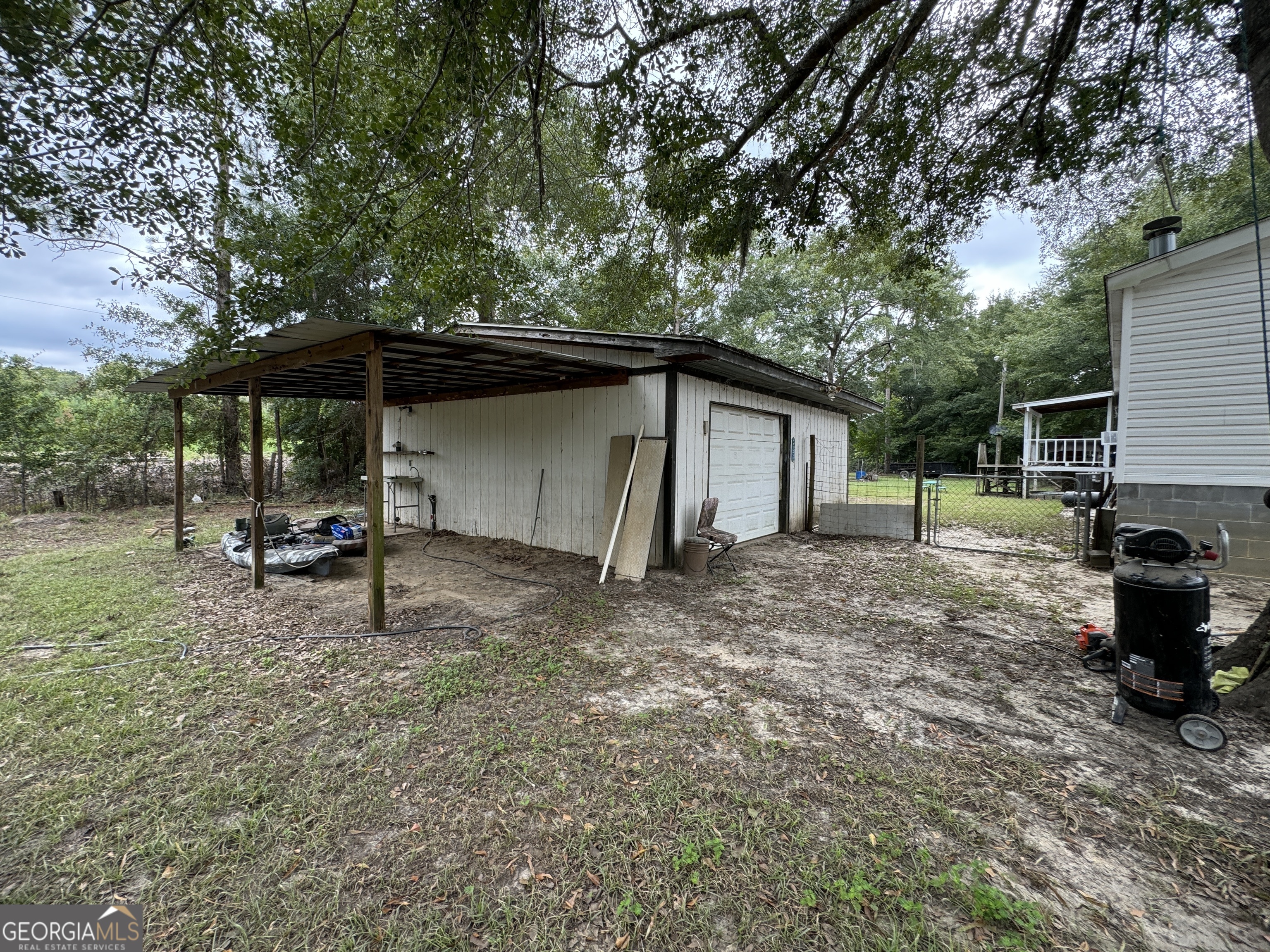 Photo 29 of 36 of 203 River Oak DR mobile home