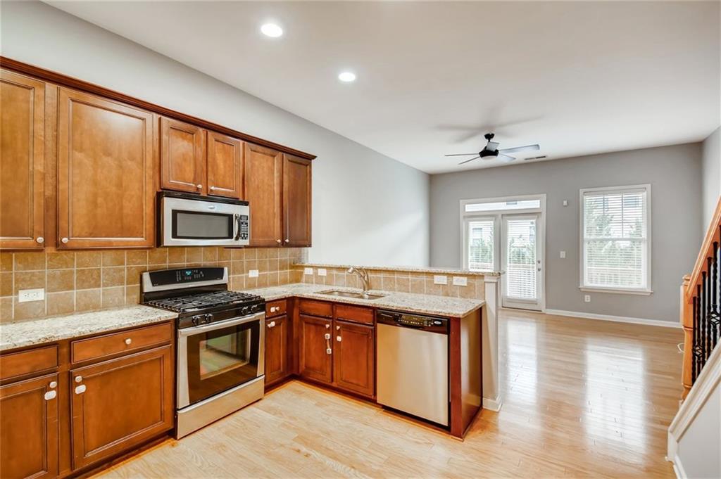 Photo 3 of 12 of 2008 Cobblestone Circle NE townhome