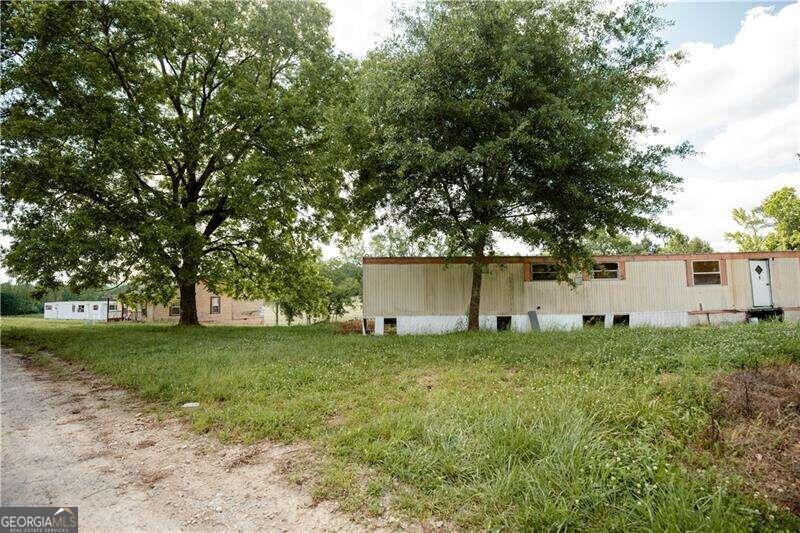 Photo 1 of 10 of 116 Hubble RD mobile home