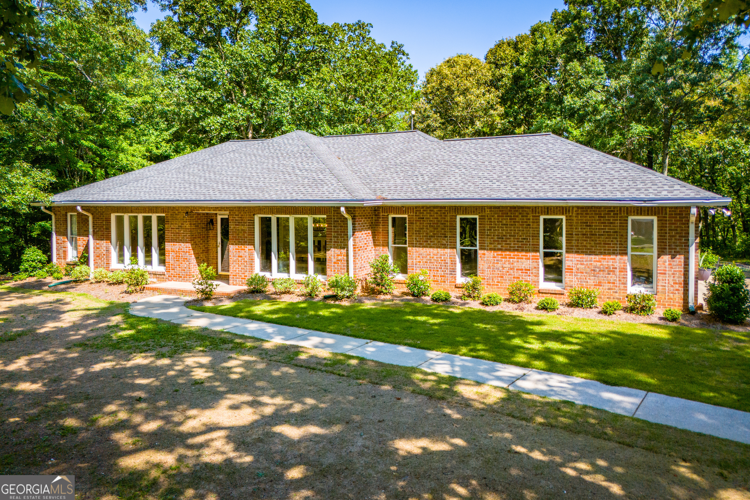 Photo 4 of 51 of 443 Old Jacksonville RD house