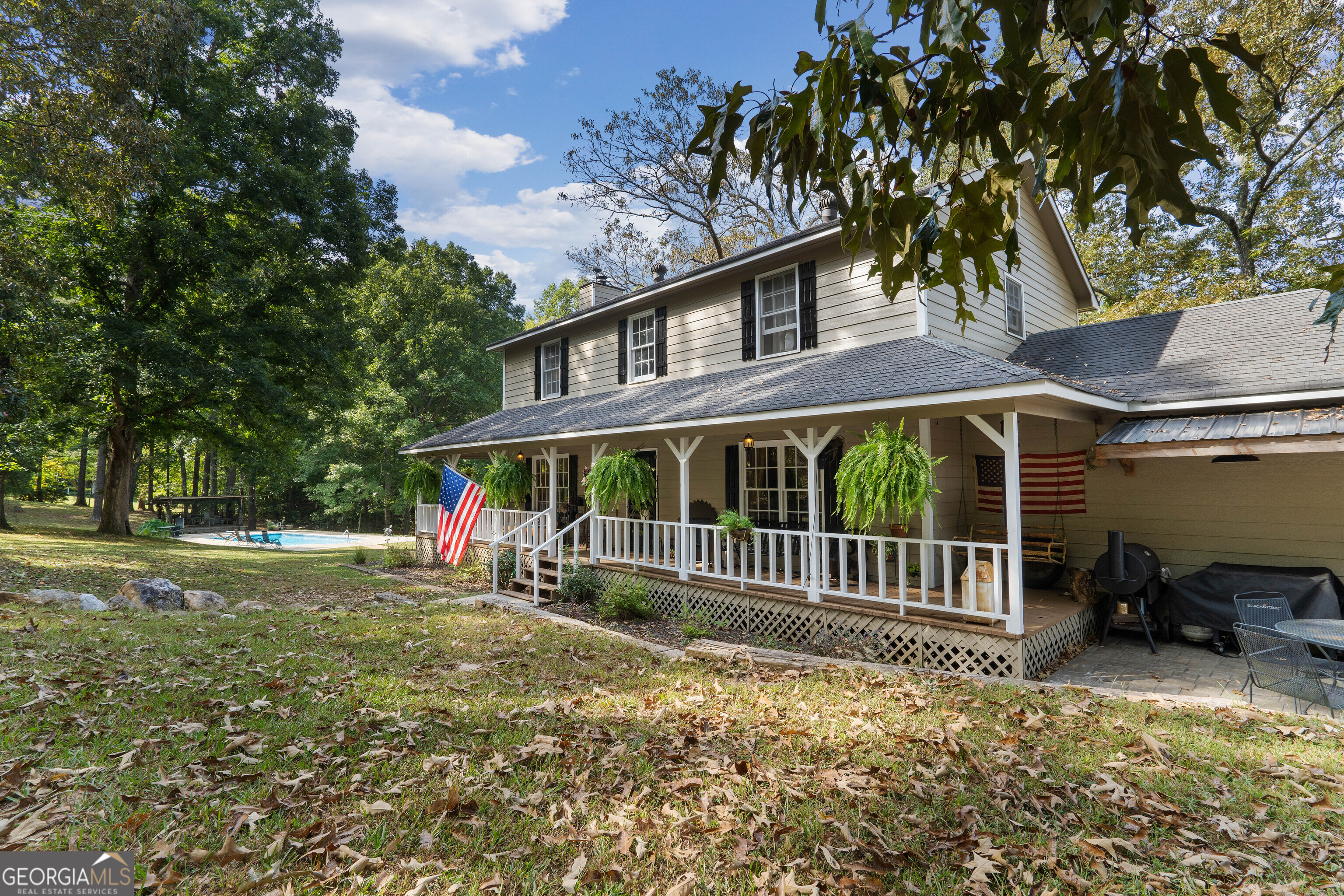 Photo 3 of 60 of 112 Brannon RD house