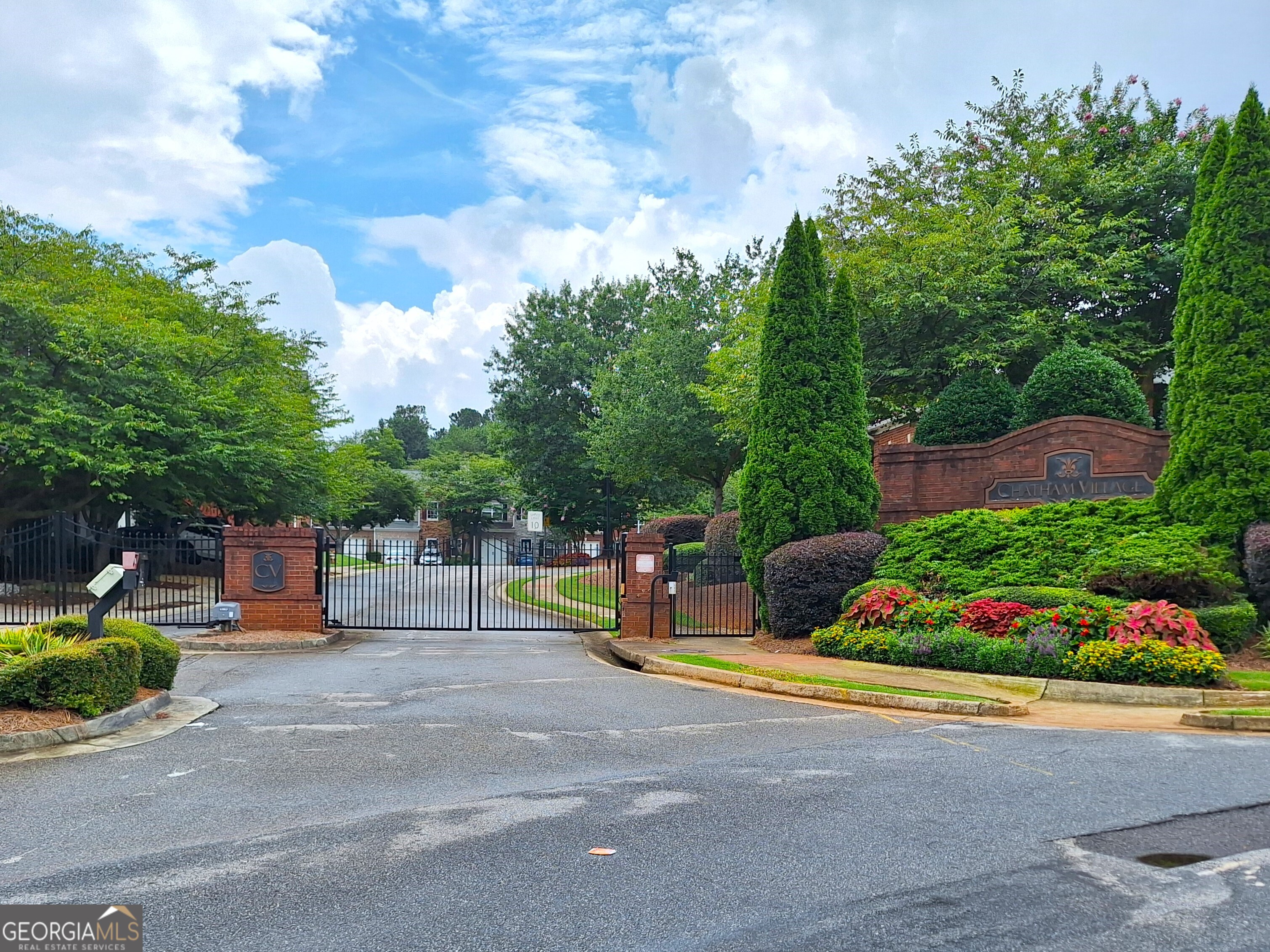 Photo 24 of 25 of 4262 Buford Valley WAY townhome