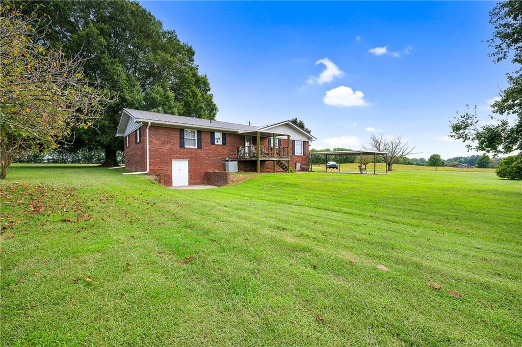 Photo 9 of 39 of 567 Pendley Road SE house