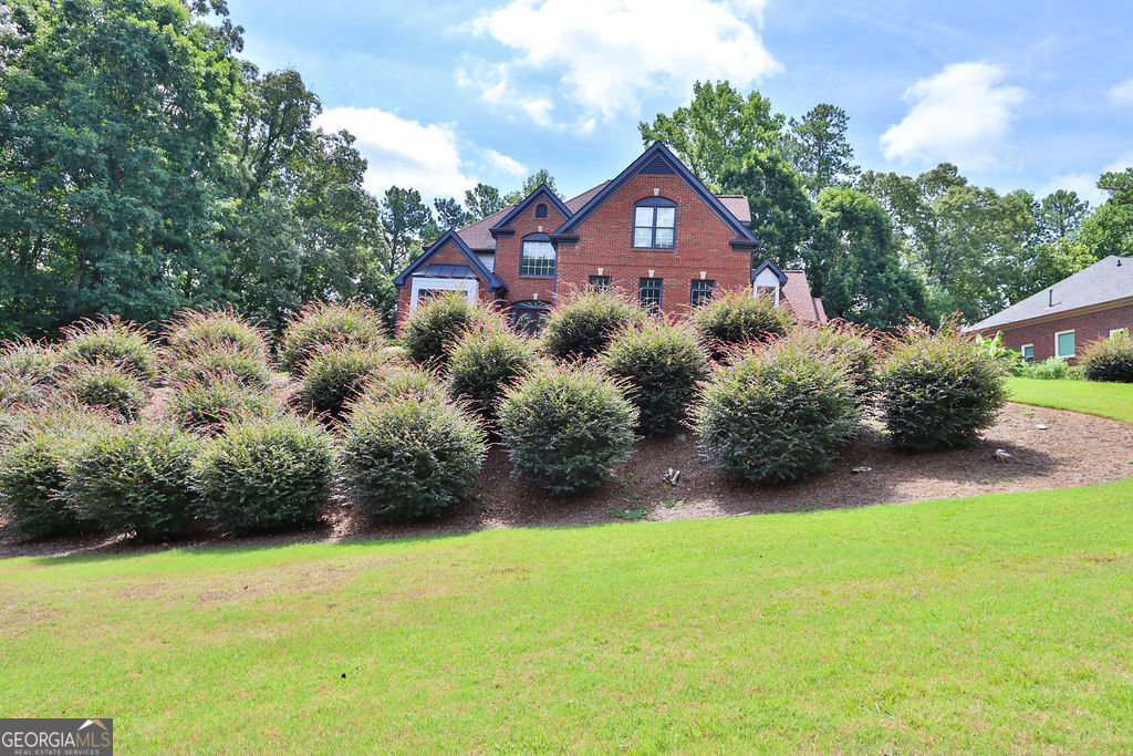 Photo 3 of 47 of 401 The Falls Of Cherokee DR house