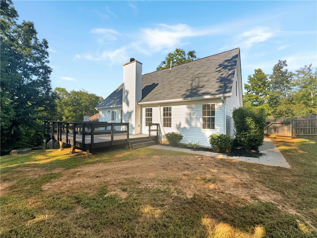 Photo 5 of 23 of 1116 Fieldstone Drive house