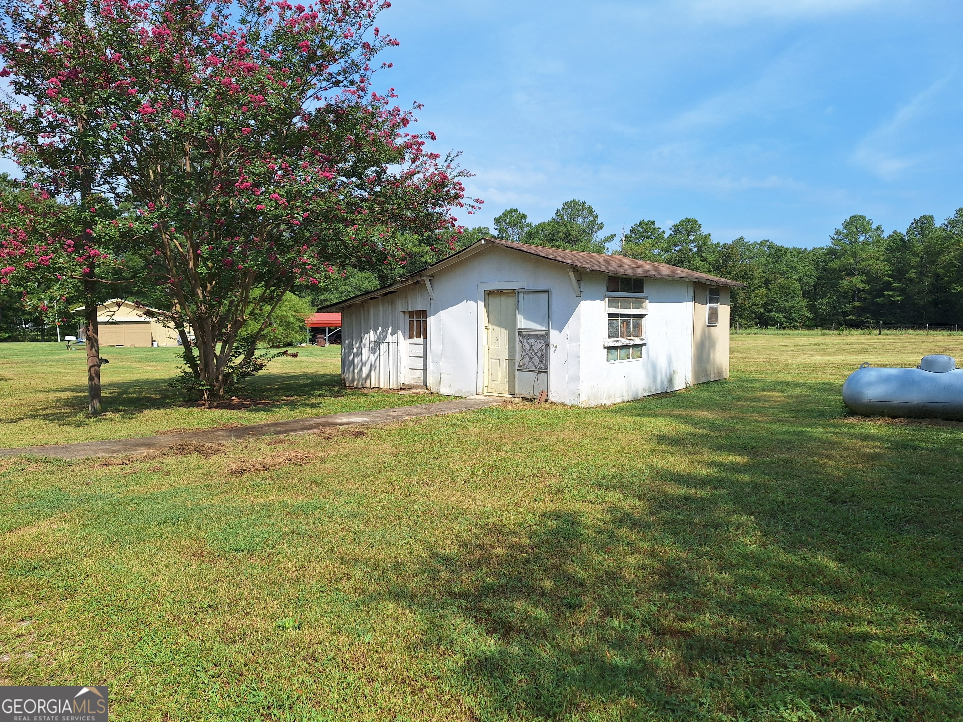 Photo 5 of 21 of 70 Cornelius Rd house