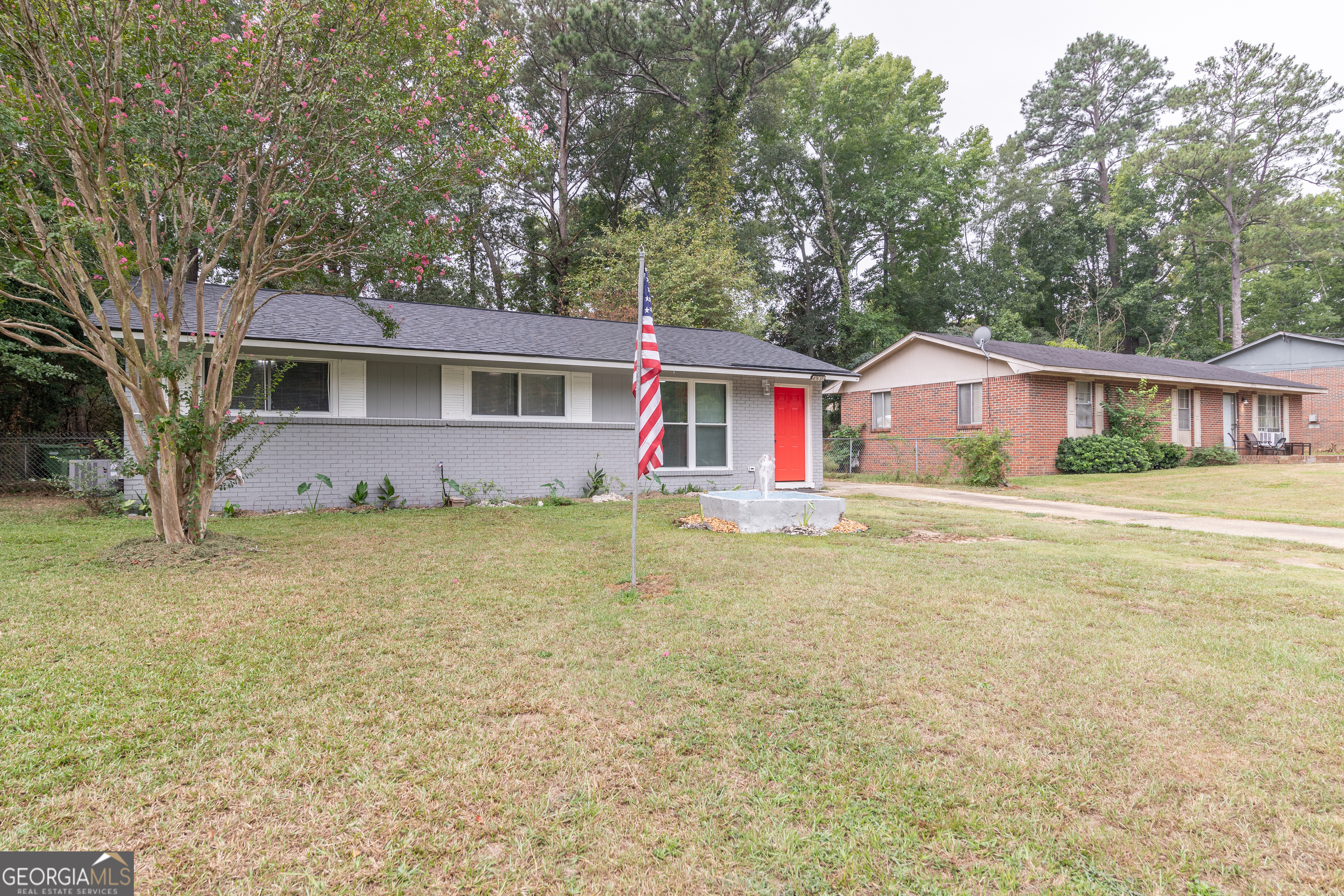 Photo 4 of 17 of 4930 Sentry ST house