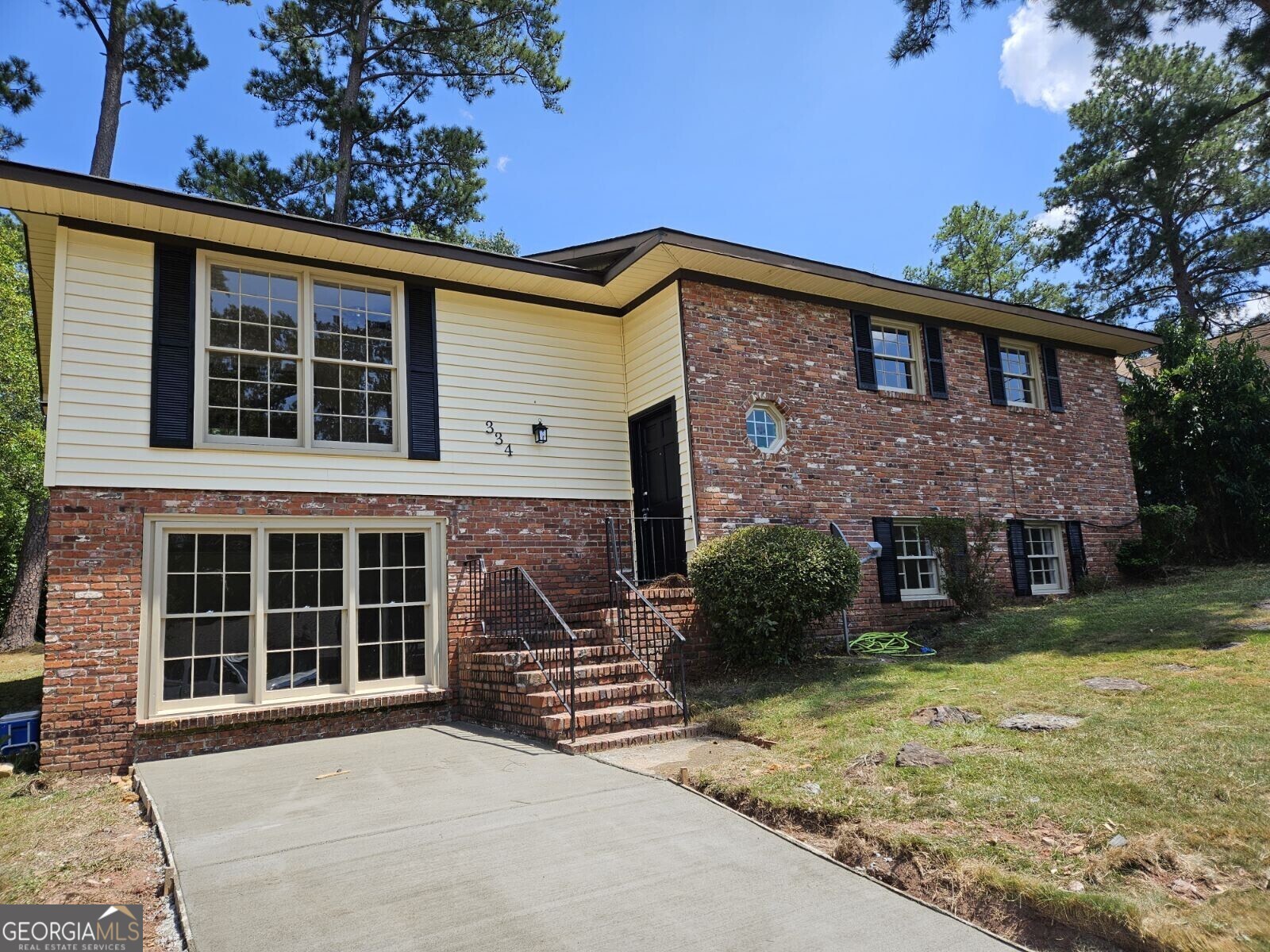 Photo 1 of 25 of 334 Henson AVE house