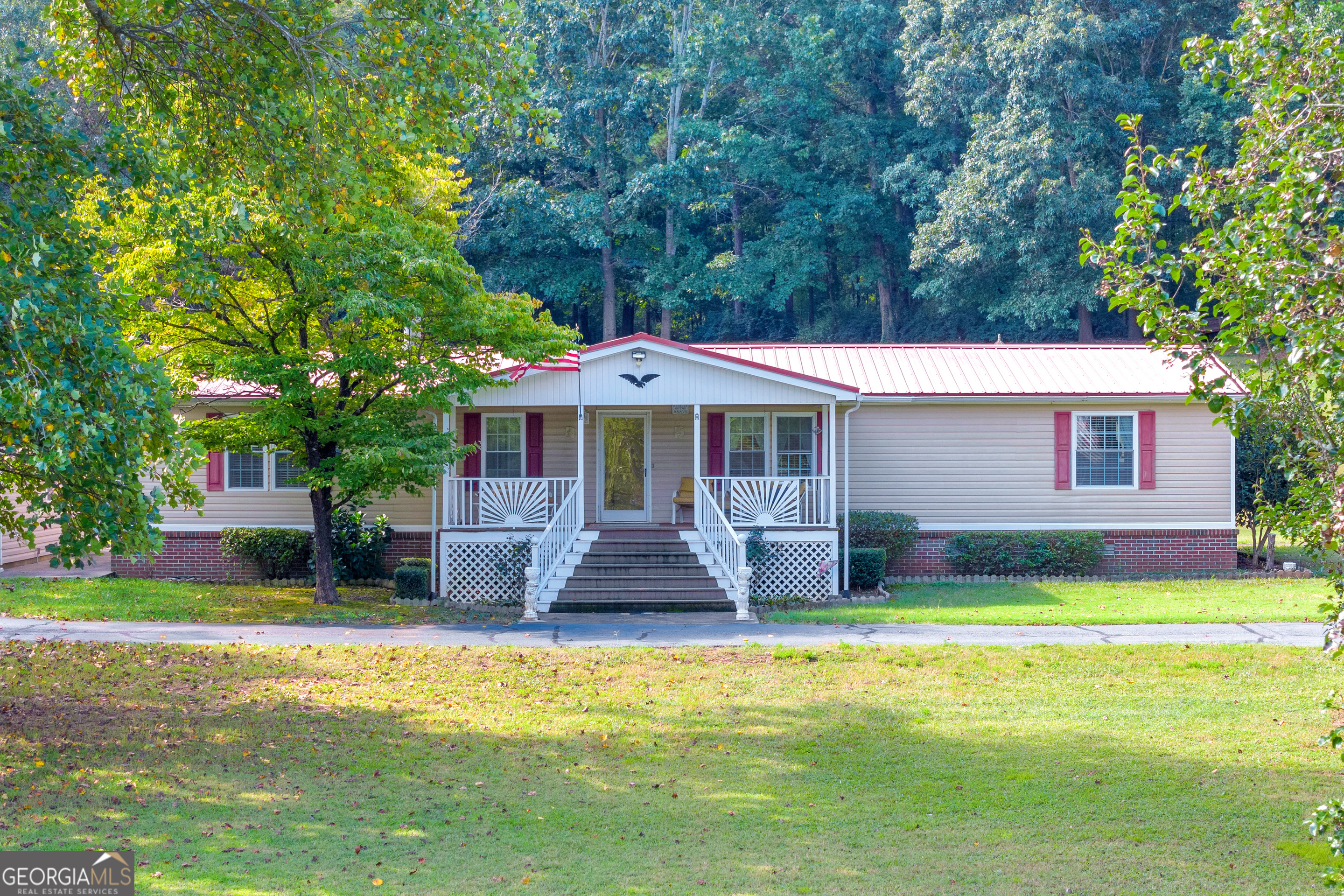 Photo 1 of 92 of 840 Duncan RD mobile home