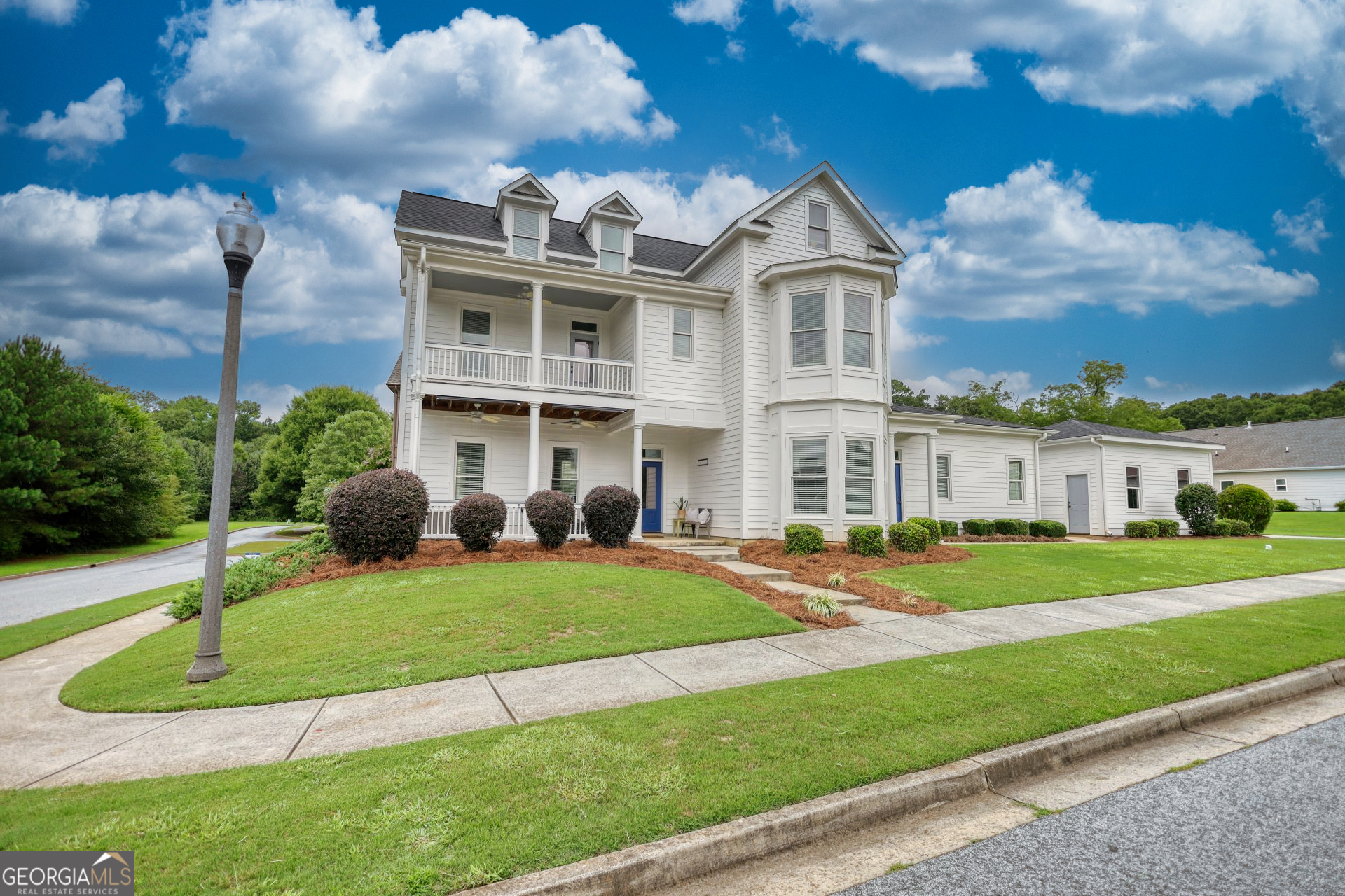 Photo 3 of 67 of 4169 Dorchester DR SE house