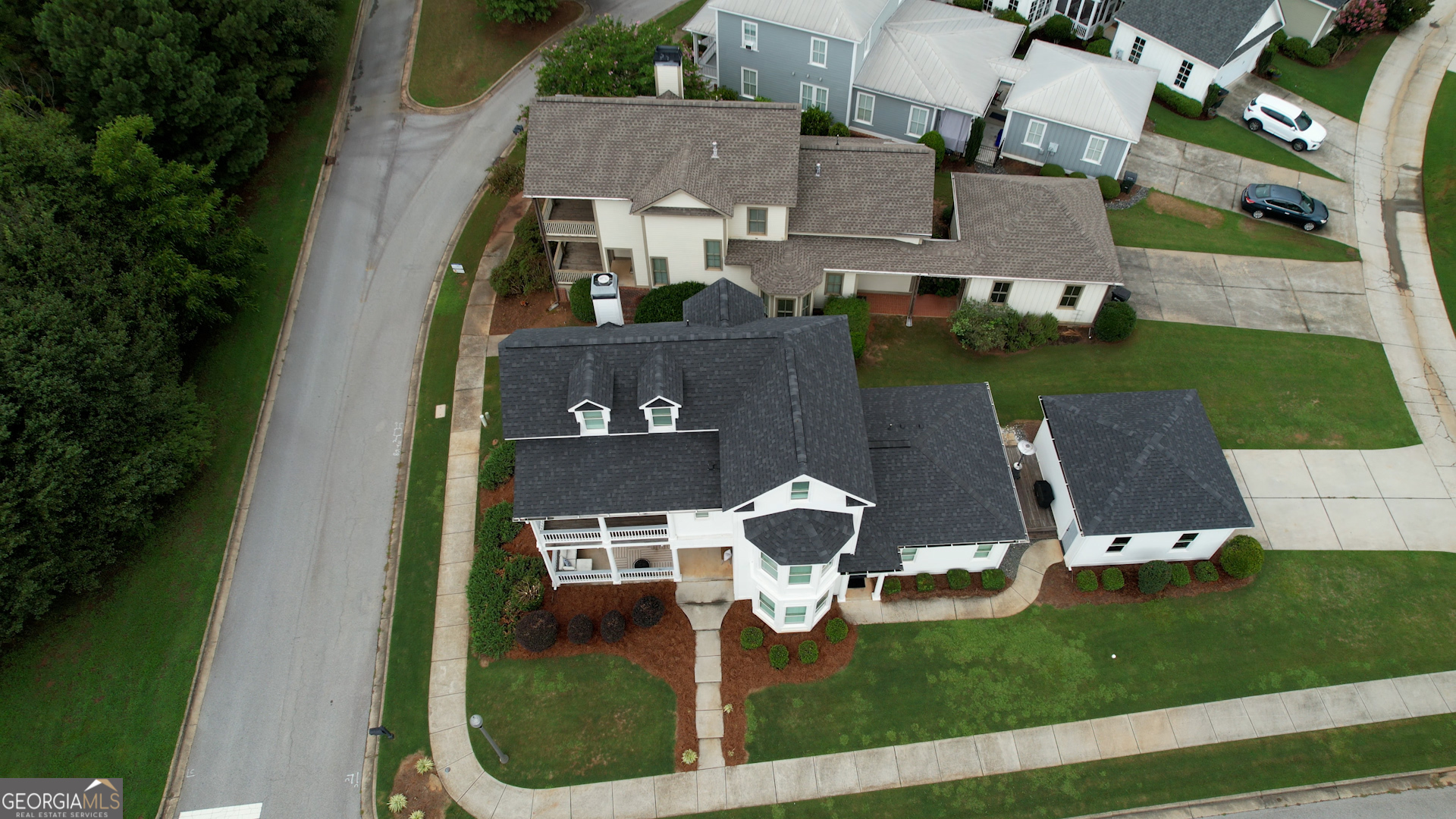 Photo 64 of 67 of 4169 Dorchester DR SE house