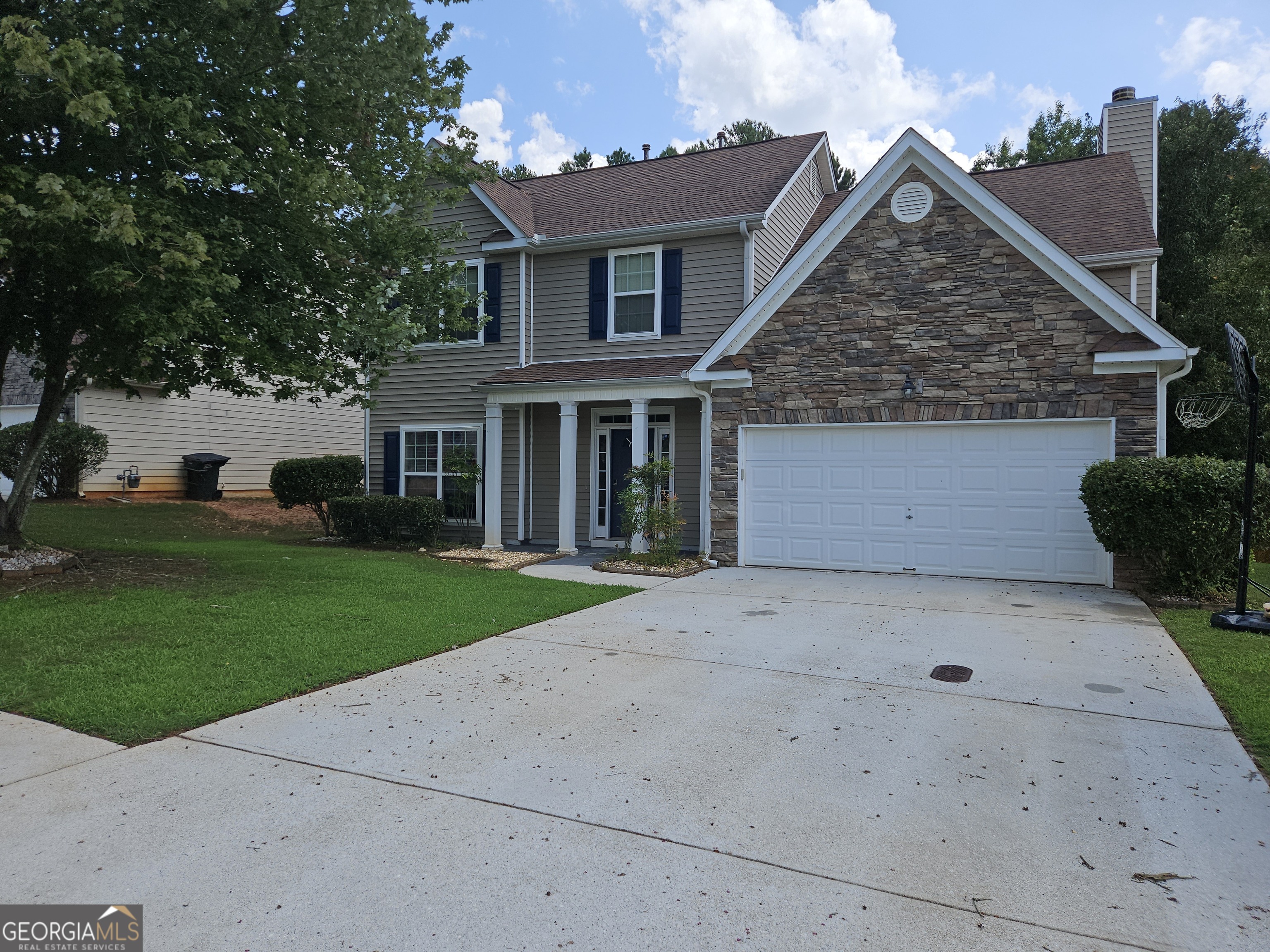 Photo 1 of 9 of 330 Stone Ridge WAY house