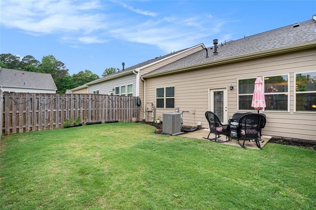 Photo 7 of 12 of 2760 Kimblewick Court townhome