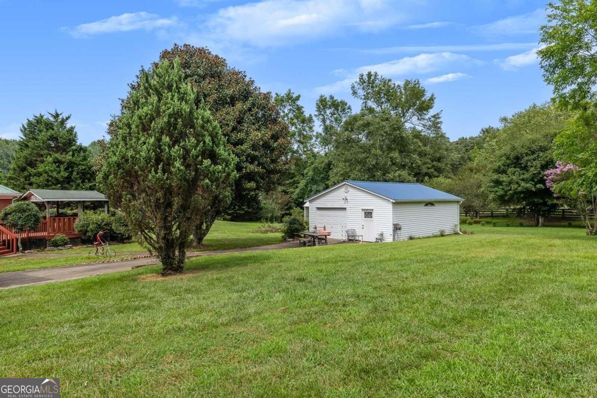 Photo 6 of 70 of 2640 Dr Bramblett RD house