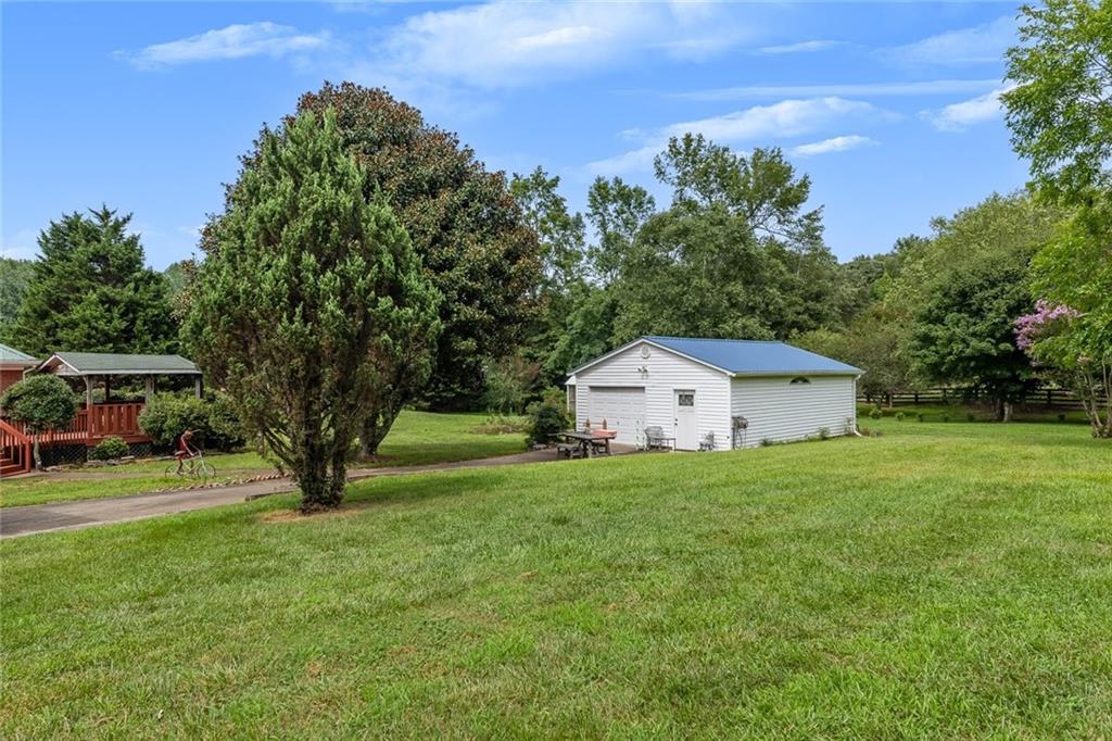 Photo 8 of 60 of 2620 Dr Bramblett Road house