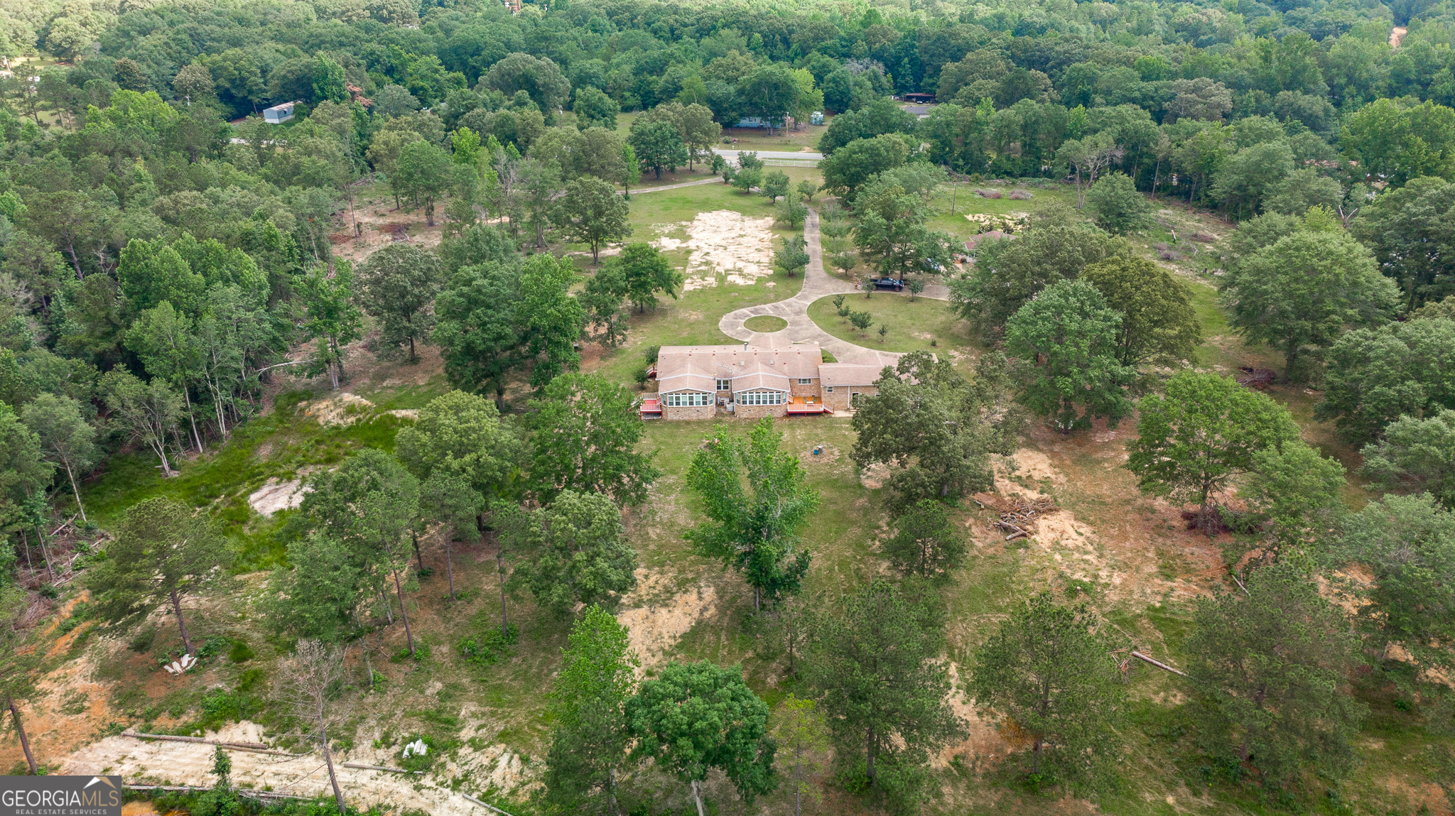 Photo 4 of 17 of 500 Old Louvale Road house