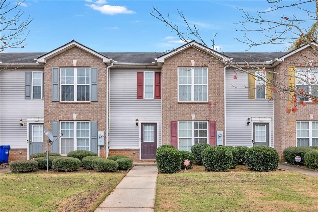 Photo 1 of 10 of 3882 Waldrop Lane townhome