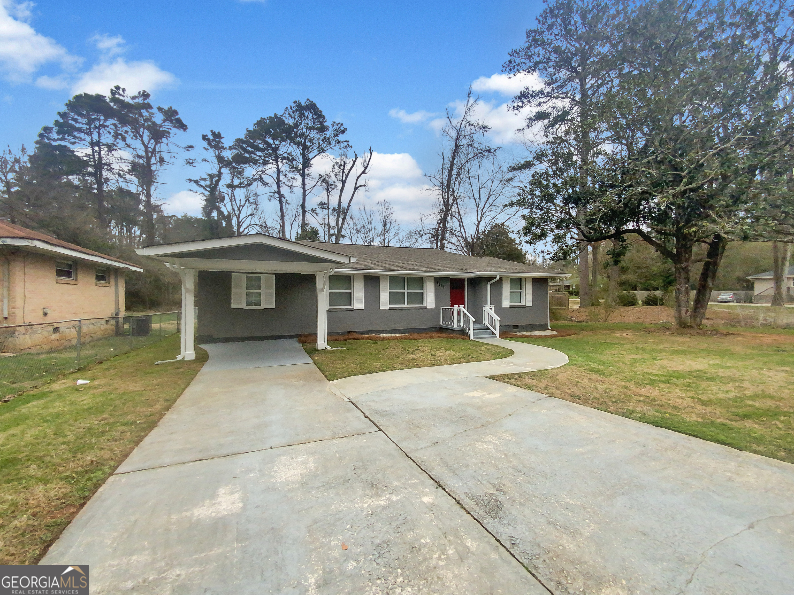 Photo 6 of 19 of 1819 Rosewood RD house