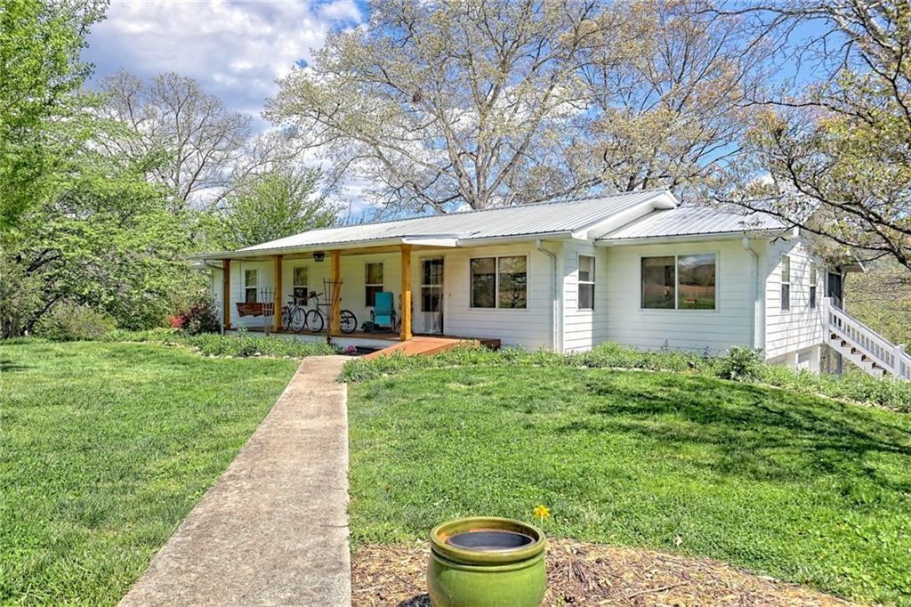 Photo 5 of 41 of 155 Tennessee Ridge Drive house