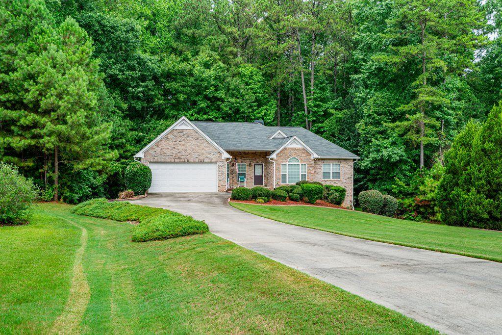 Photo 9 of 56 of 167 WOODRIDGE Drive house