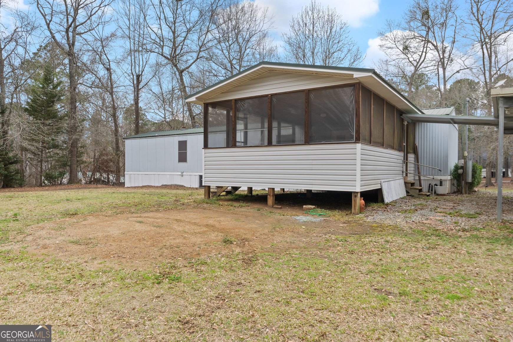 Photo 4 of 27 of 110 Buck Ridge RD mobile home