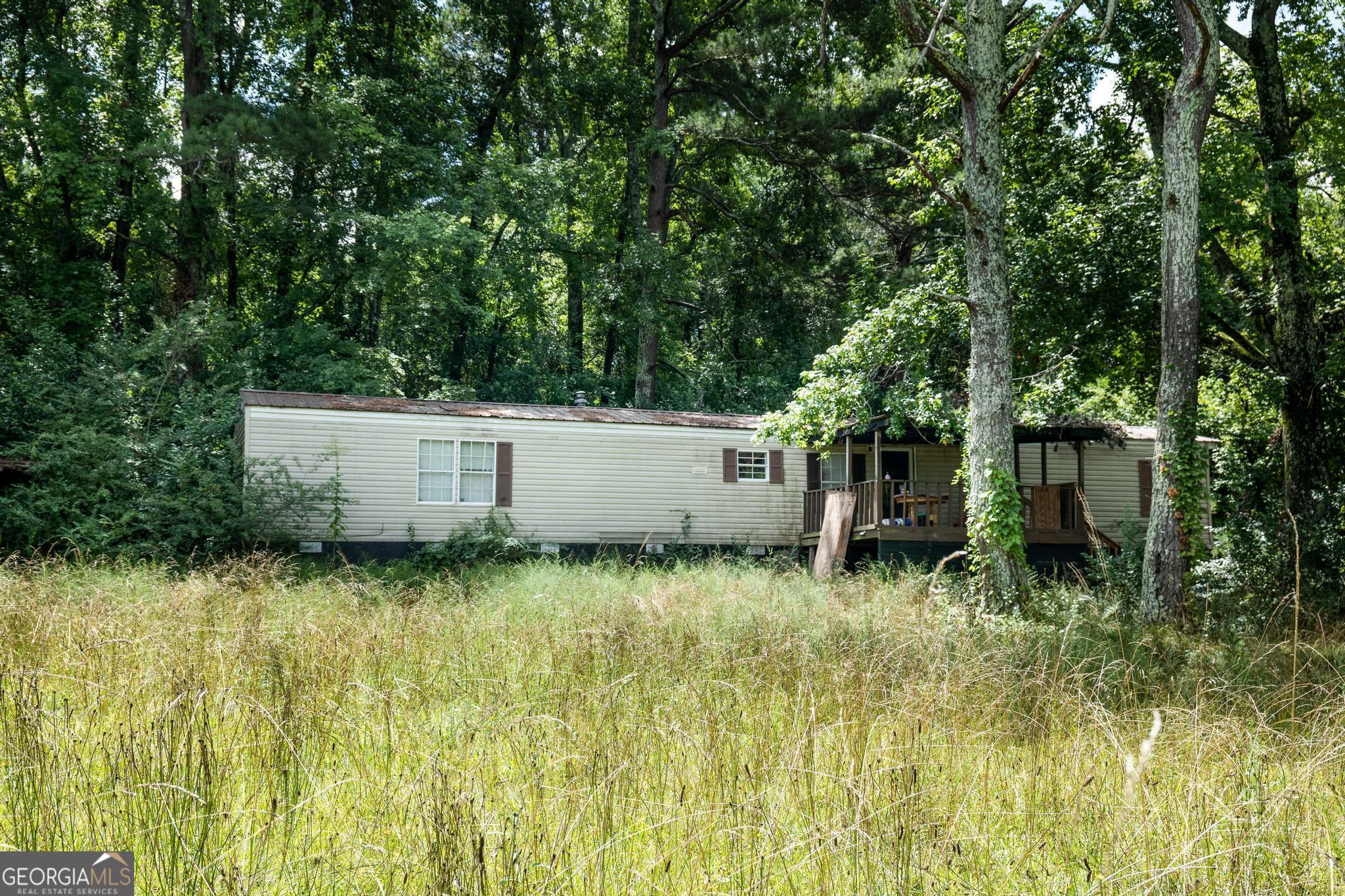 Photo 17 of 47 of 104 Sammons RD mobile home