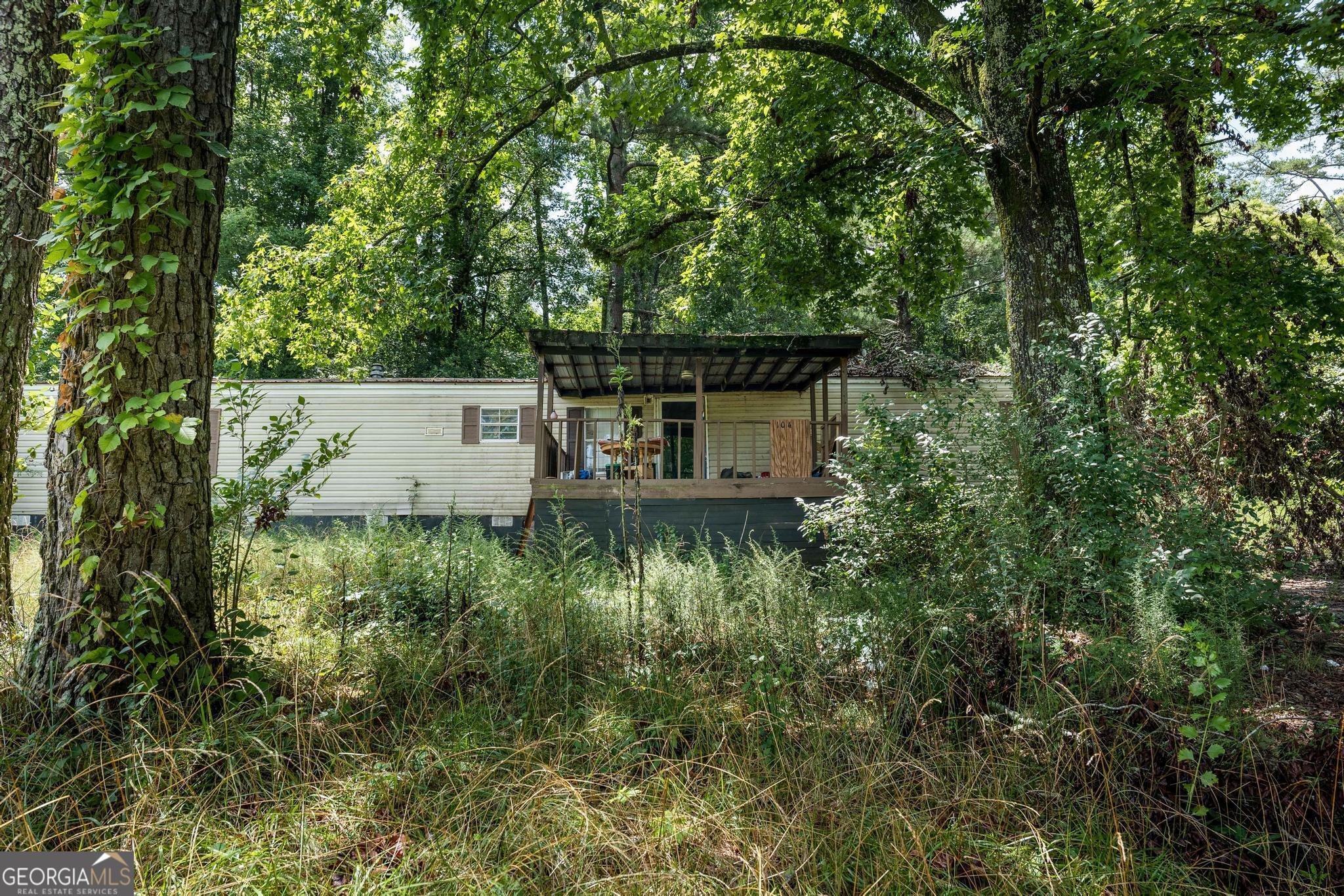 Photo 4 of 47 of 104 Sammons RD mobile home