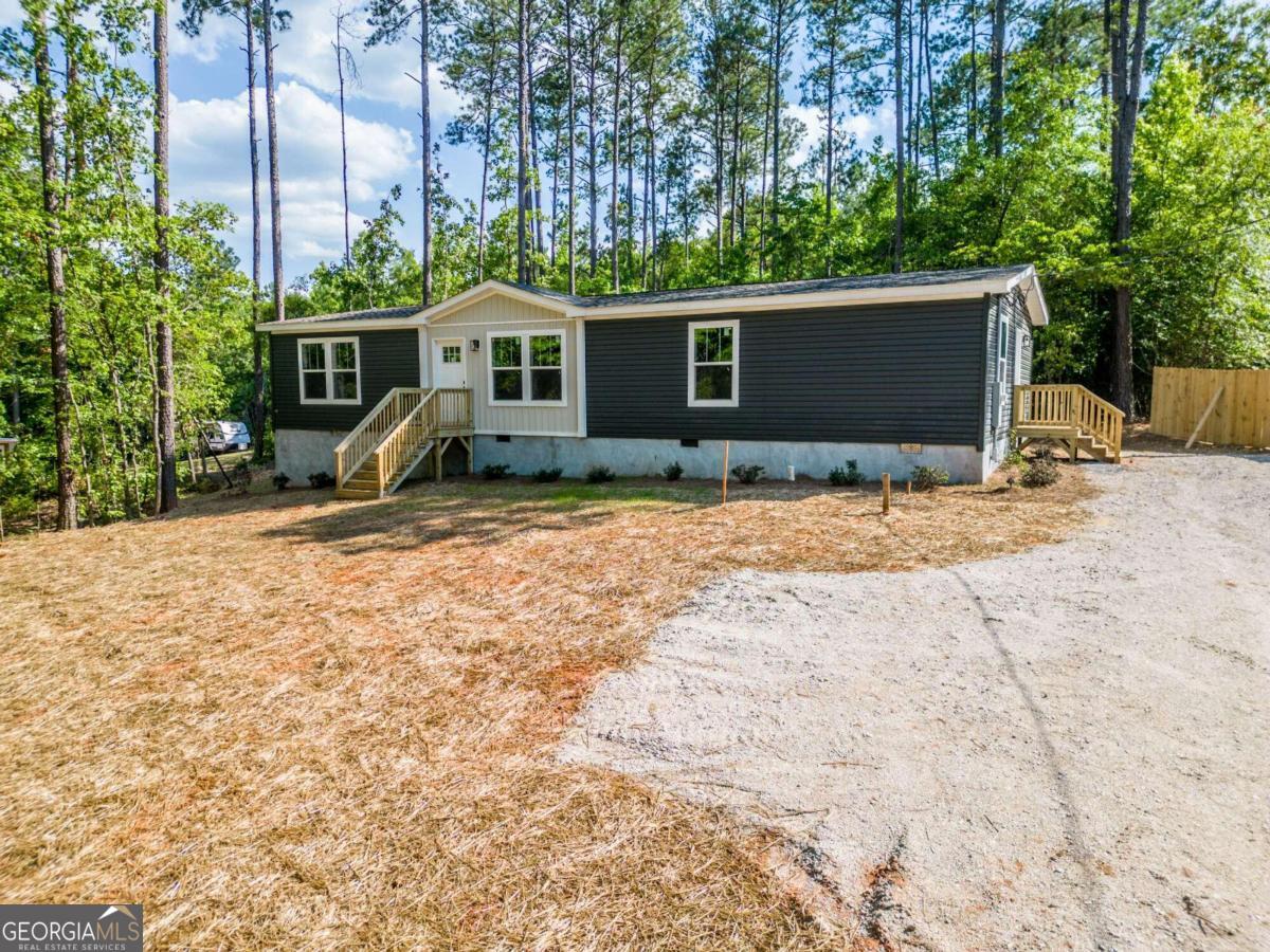 Photo 5 of 46 of 155 Crooked Creek Bay RD mobile home