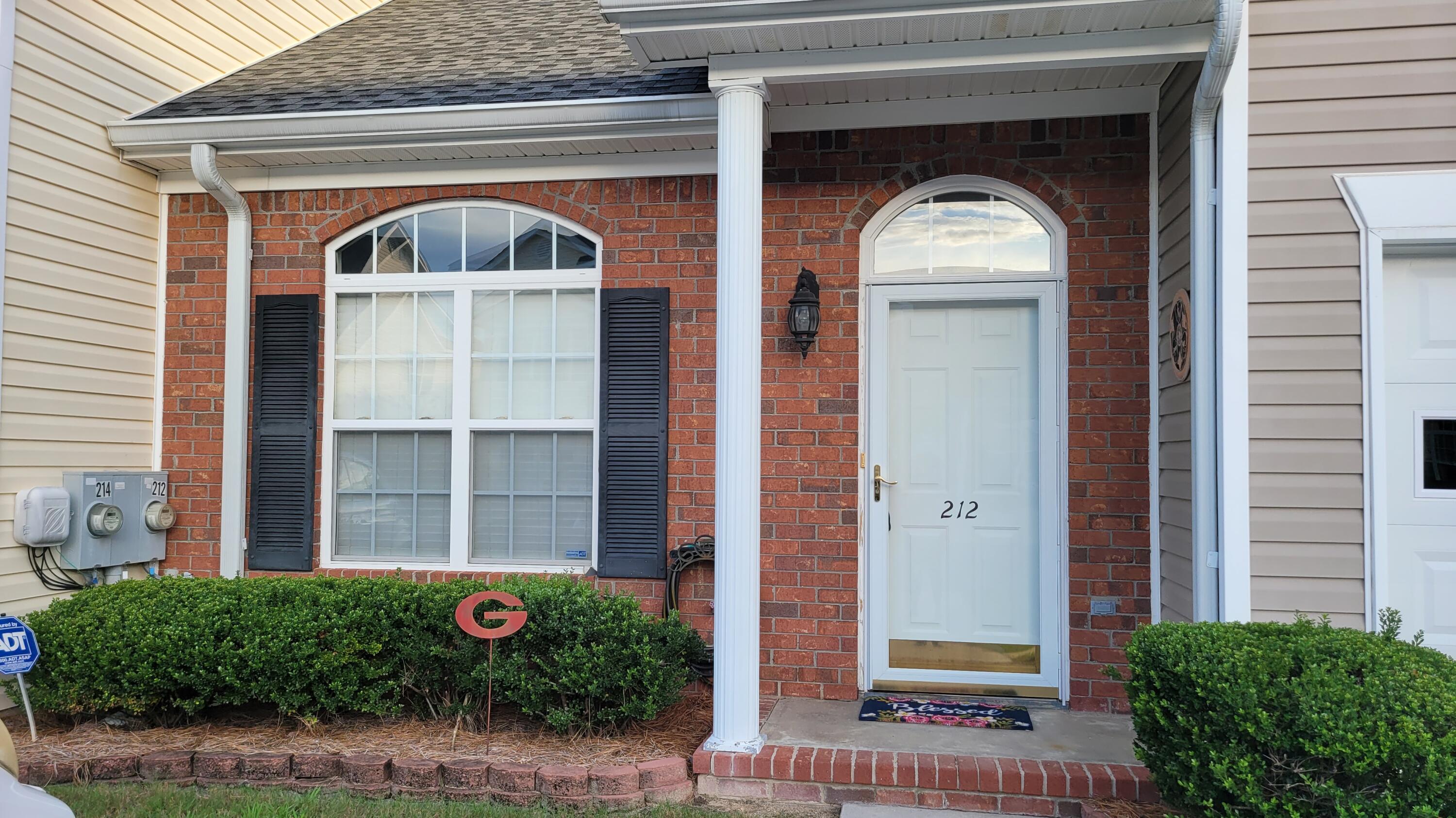 Photo 3 of 22 of 212 NICKLAUS Court townhome