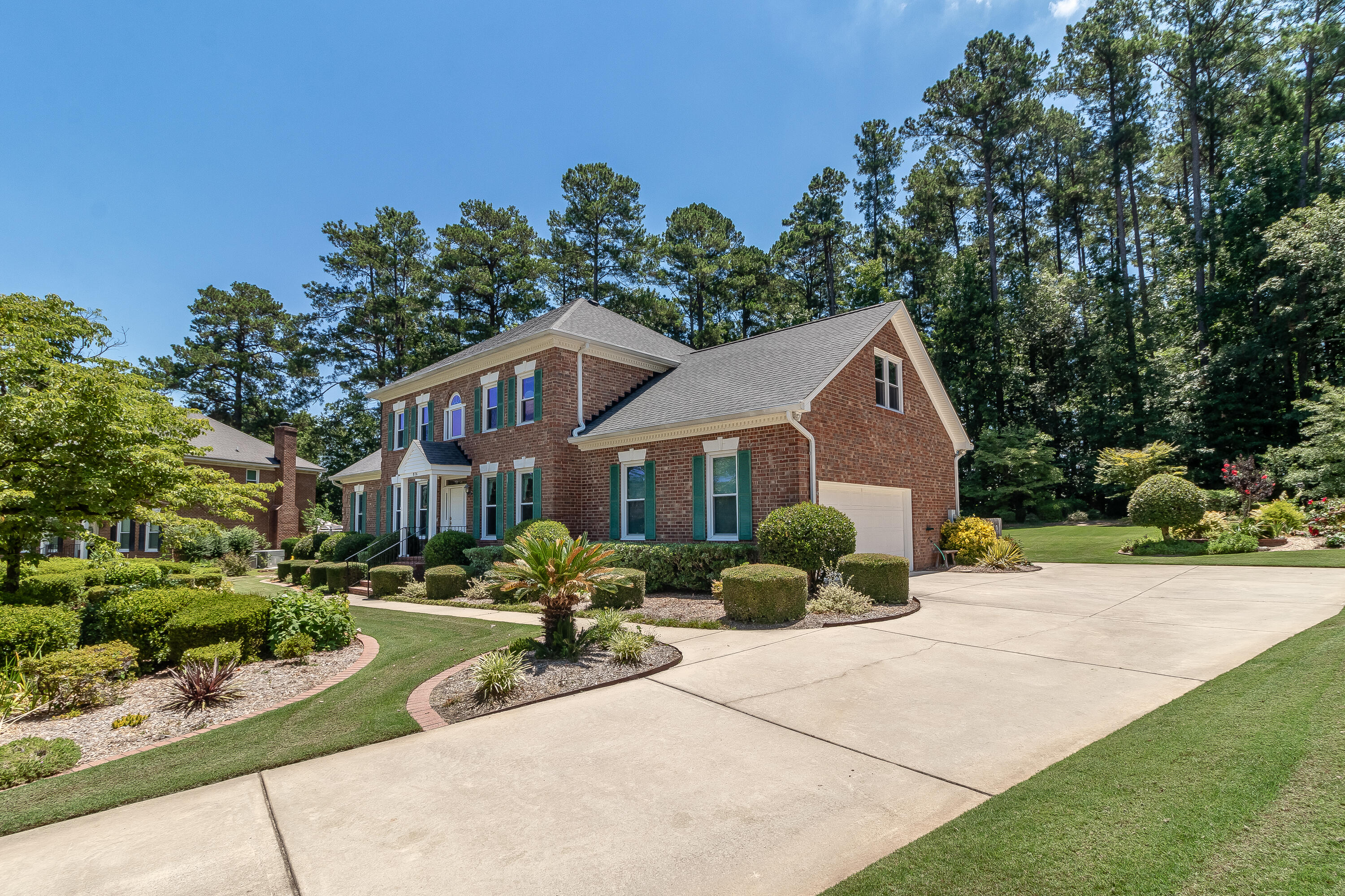 Photo 4 of 42 of 876 SPARKLEBERRY Road house