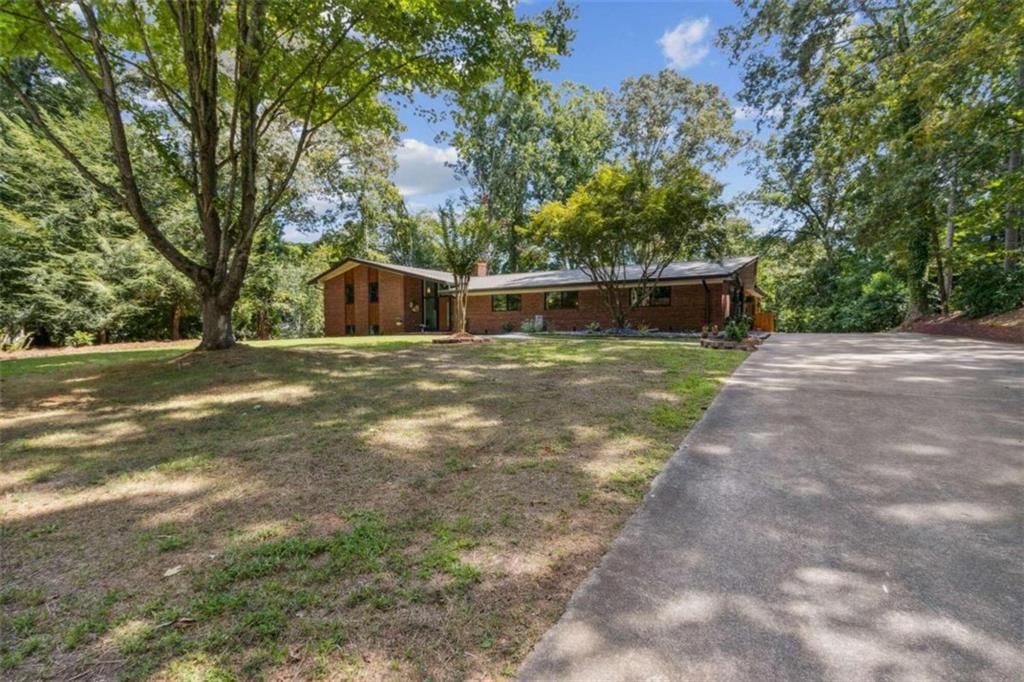 Photo 4 of 86 of 879 Tall Oaks Drive house