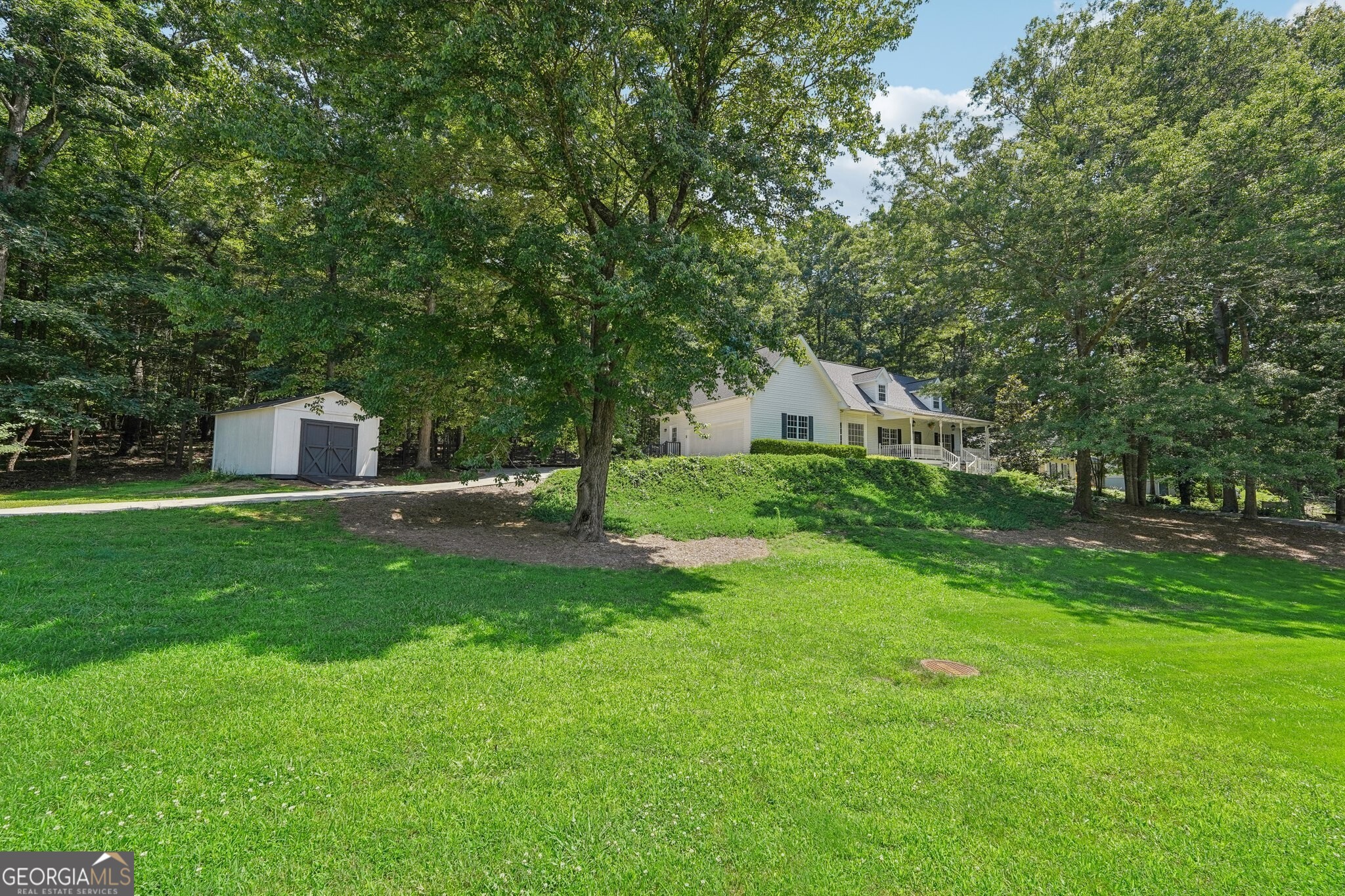 Photo 5 of 86 of 4335 Oak Creek DR house