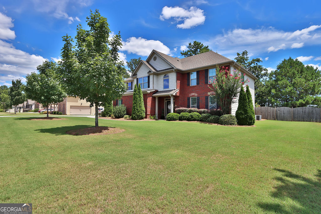 Photo 2 of 40 of 19 Oatgrass DR house