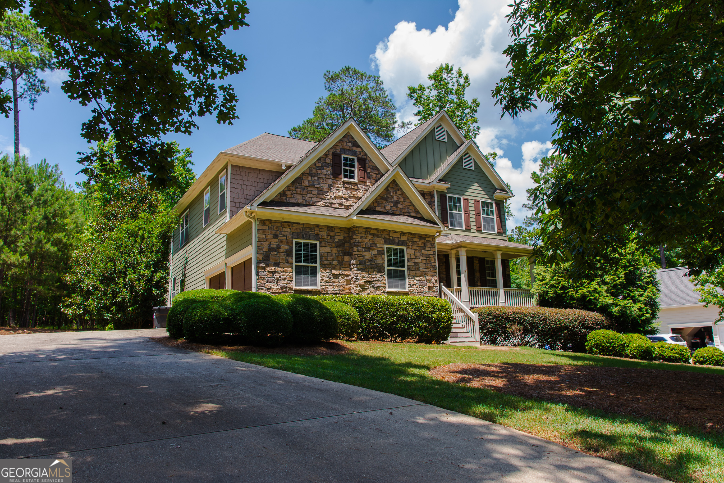 Photo 4 of 42 of 1191 Turnberry CIR house