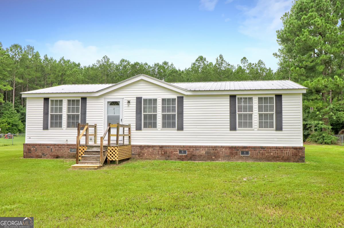 Photo 1 of 32 of 212 Southern Charm WAY mobile home