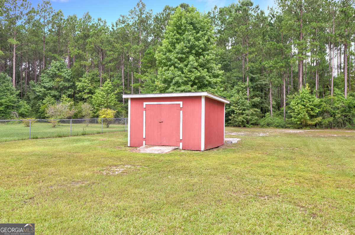 Photo 29 of 32 of 212 Southern Charm WAY mobile home