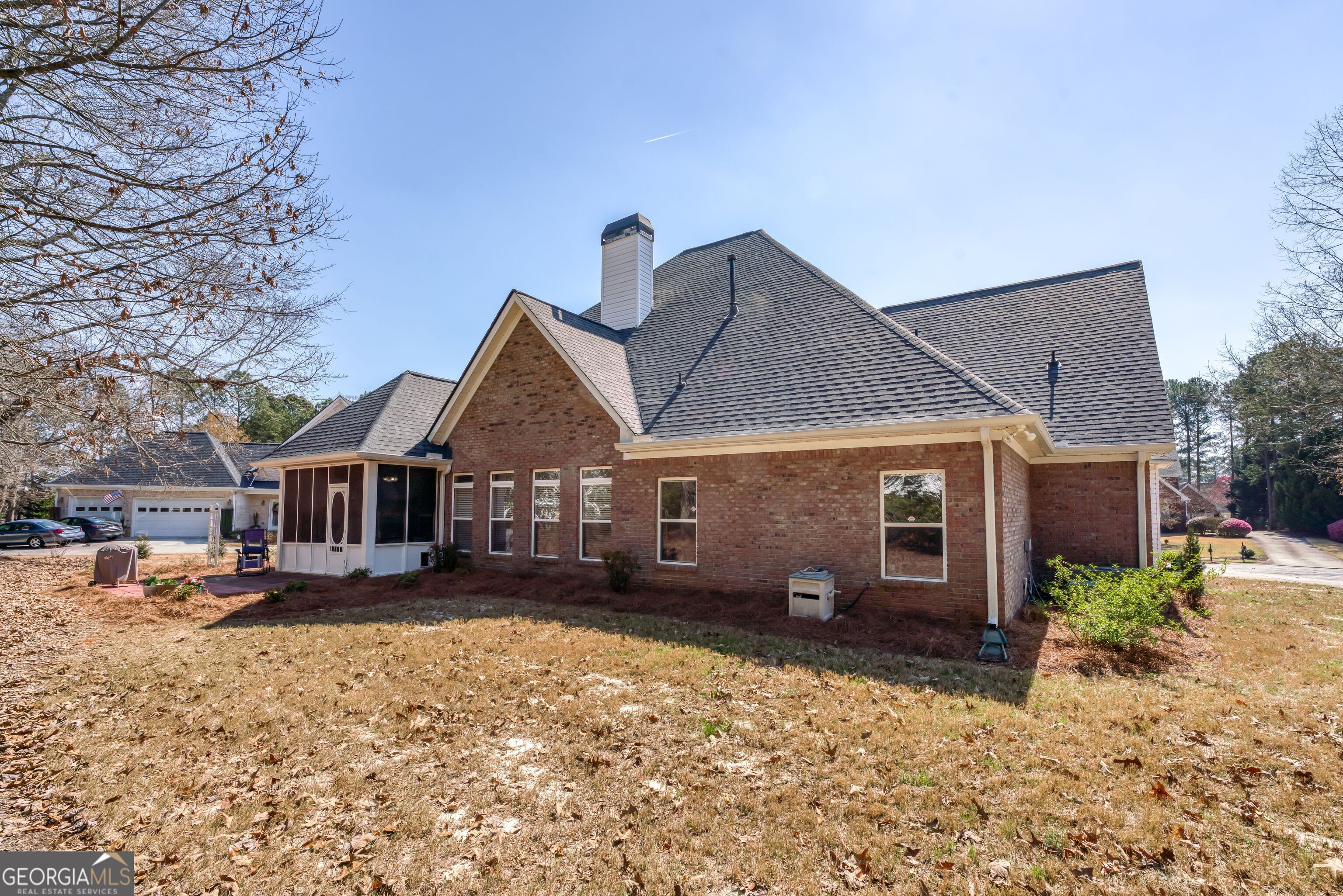 Photo 8 of 44 of 1636 White Oak CV house