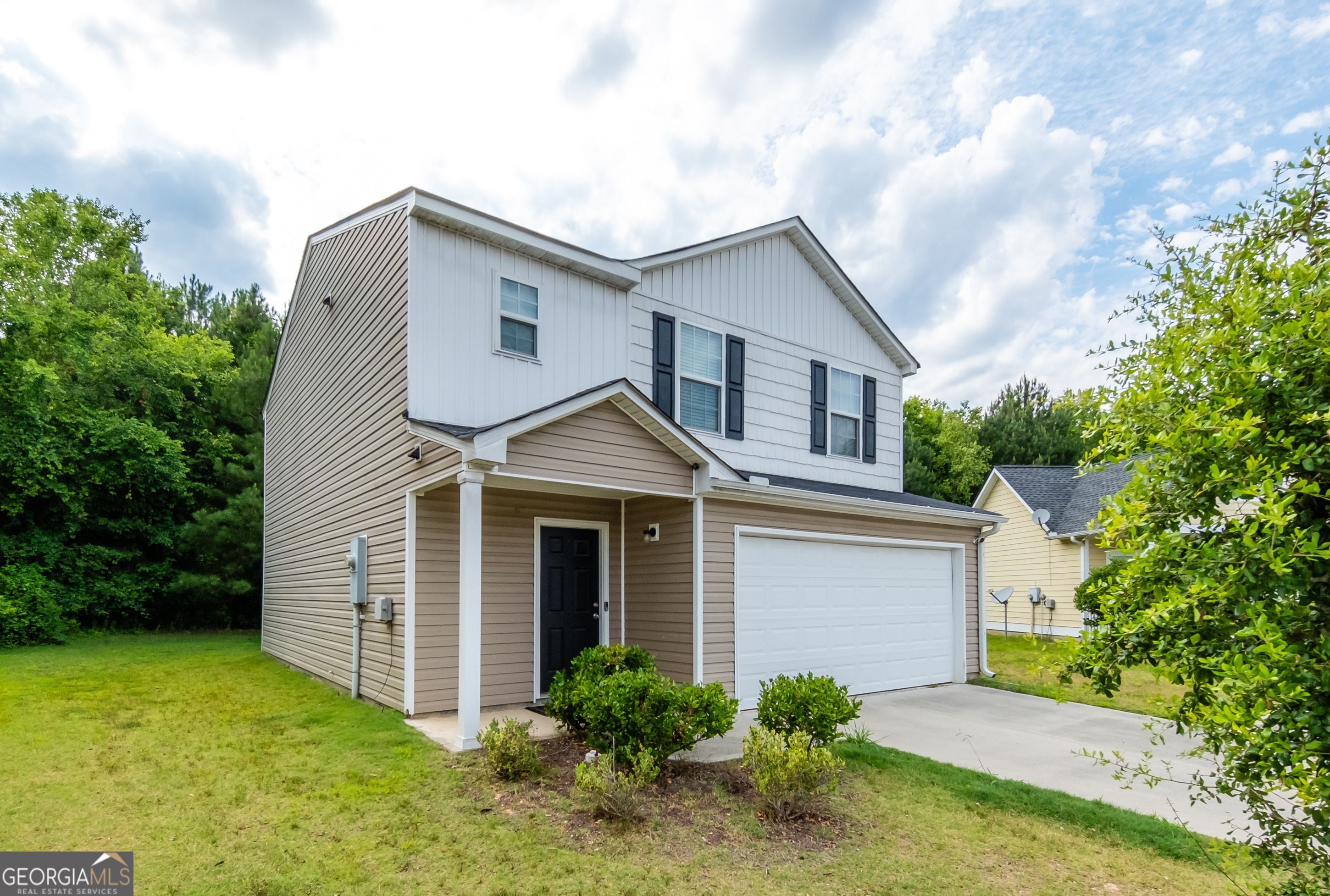 Photo 1 of 31 of 686 Ivy Brook WAY house