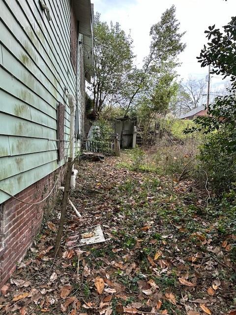 Photo 8 of 20 of 1195 Brentwood Avenue house