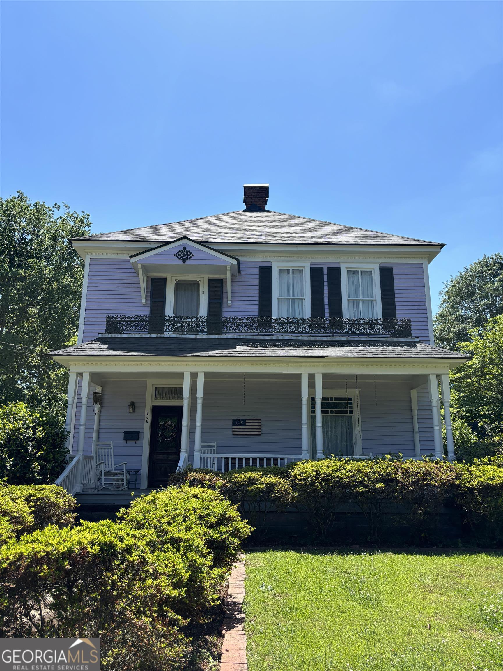 Photo 1 of 23 of 568 Foster Street house