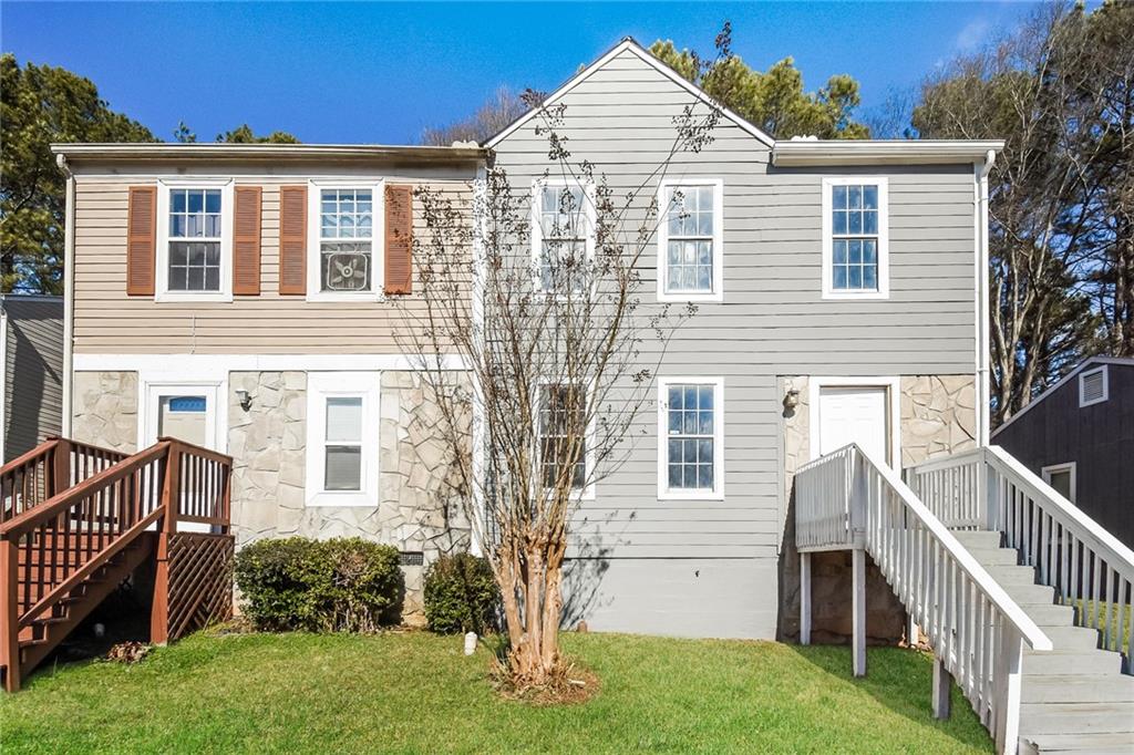 Photo 1 of 18 of 344 Red Oak Run SW townhome