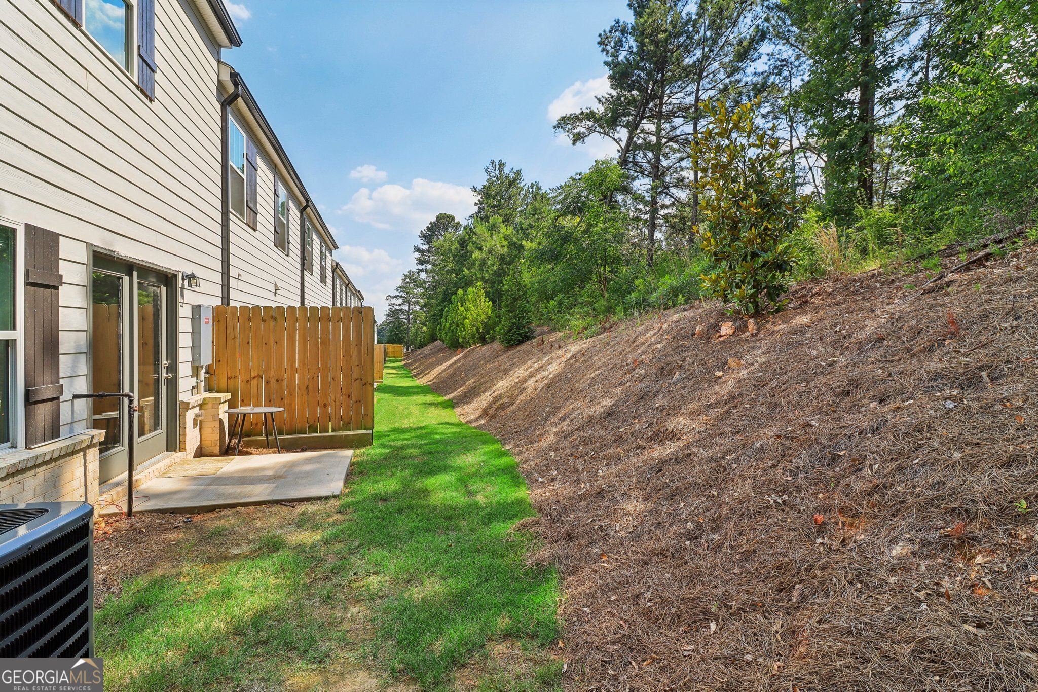 Photo 38 of 46 of 1379 Vayda Court townhome