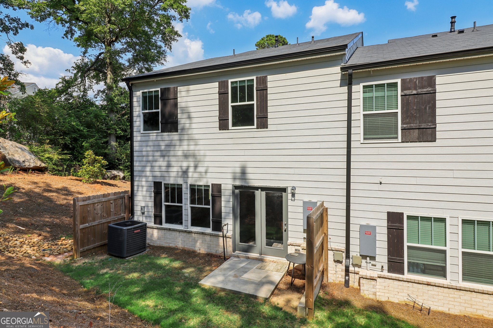 Photo 42 of 46 of 1379 Vayda Court townhome